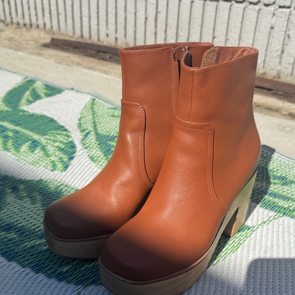 Charlotte Stone Orange Heeled Boots